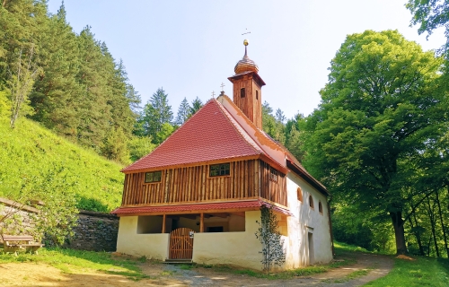 Kaple Nejsvětější Trojice u obce Švařec