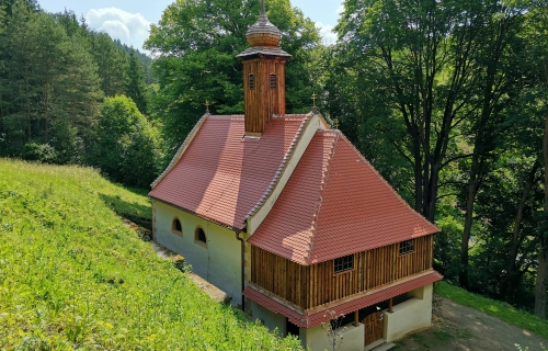 Kaple Nejsvětější Trojice u obce Švařec